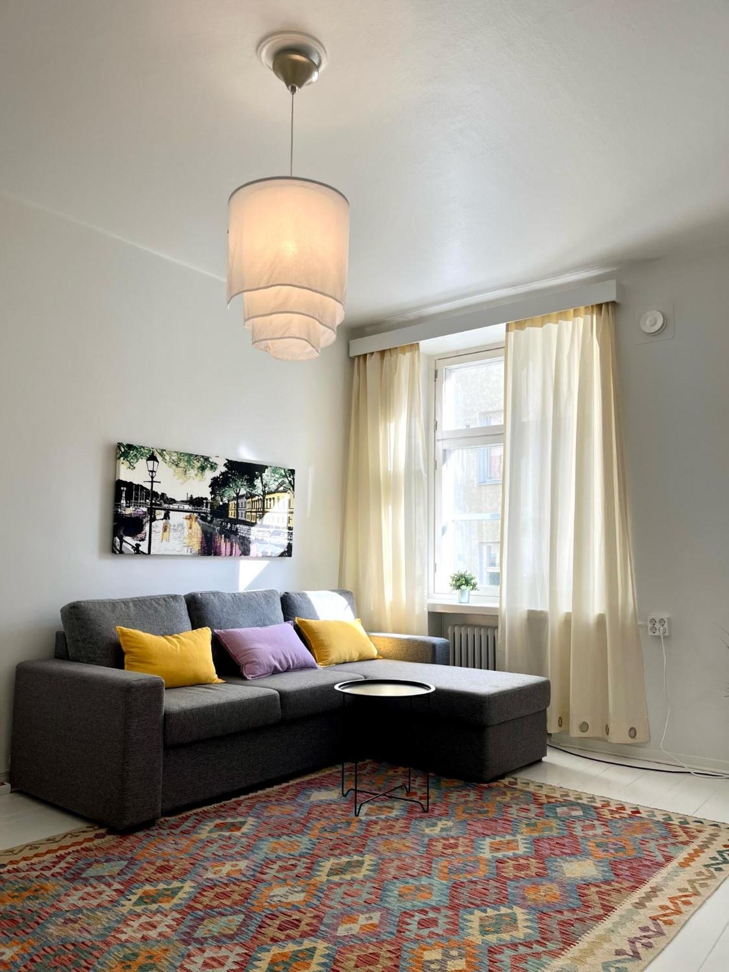 Design Stay In The Heart Of Punavuori เฮลซิงกิ ภายนอก รูปภาพ